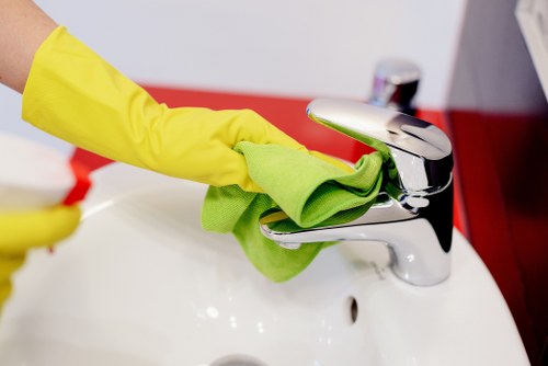 Retail and hospitality cleaning in Canary Wharf for busy customer-facing spaces